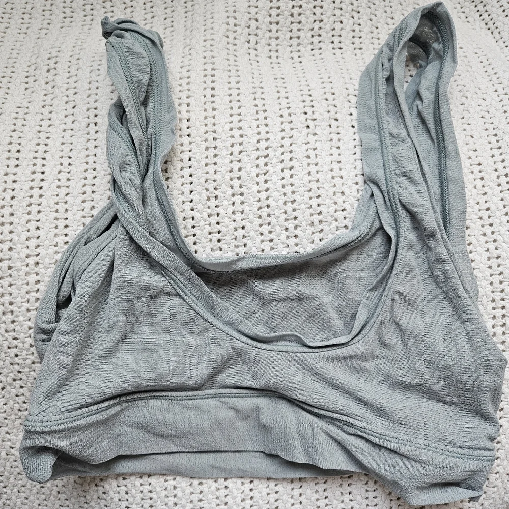 4 Skims Bralettes - Picture 5 of 12